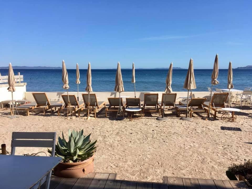 Hotel Lido Beach อิแยร์ ภายนอก รูปภาพ